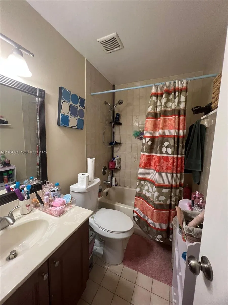 6028 SW 147th Pl Miami, FL 33193