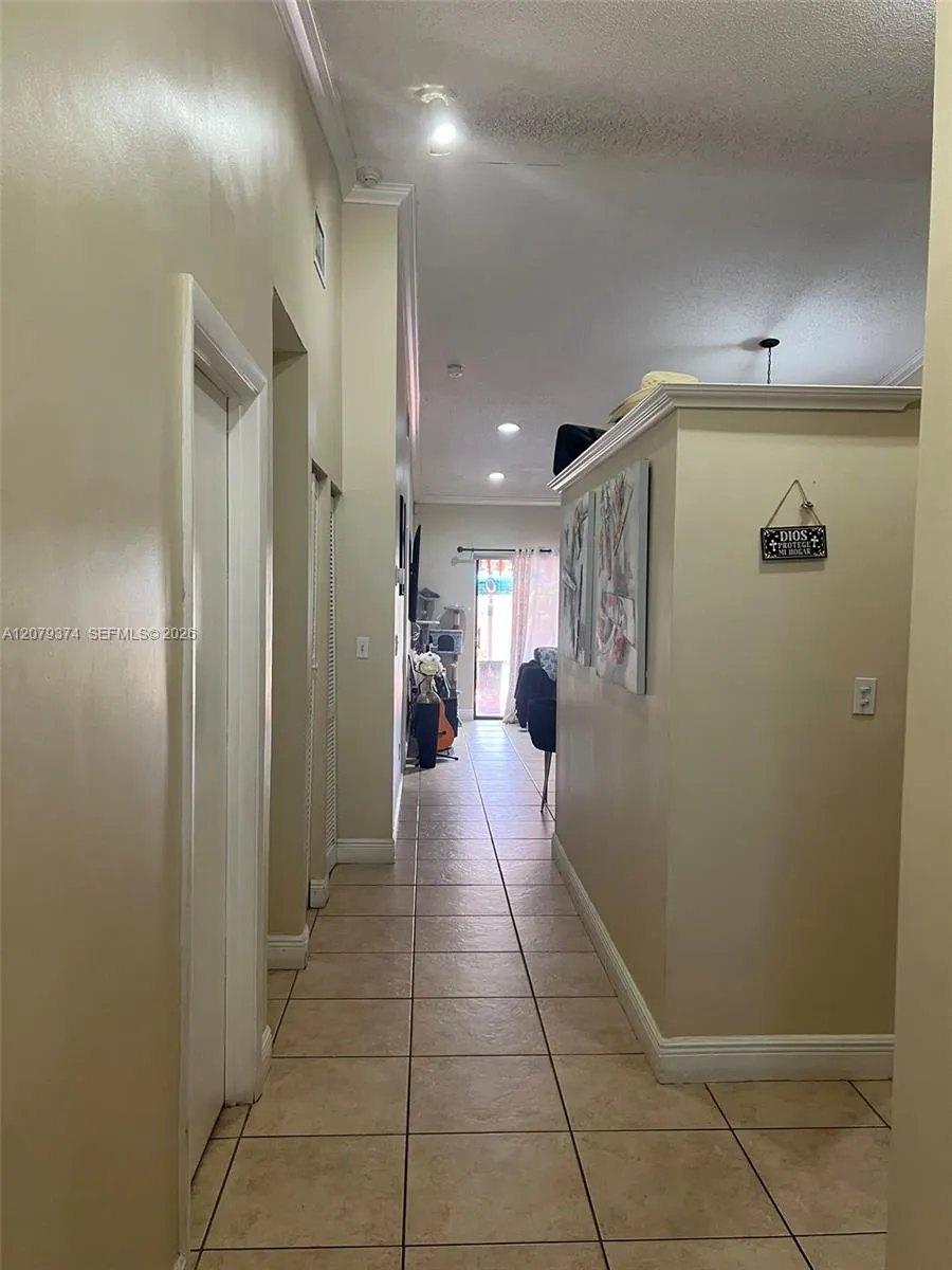 6028 SW 147th Pl Miami, FL 33193