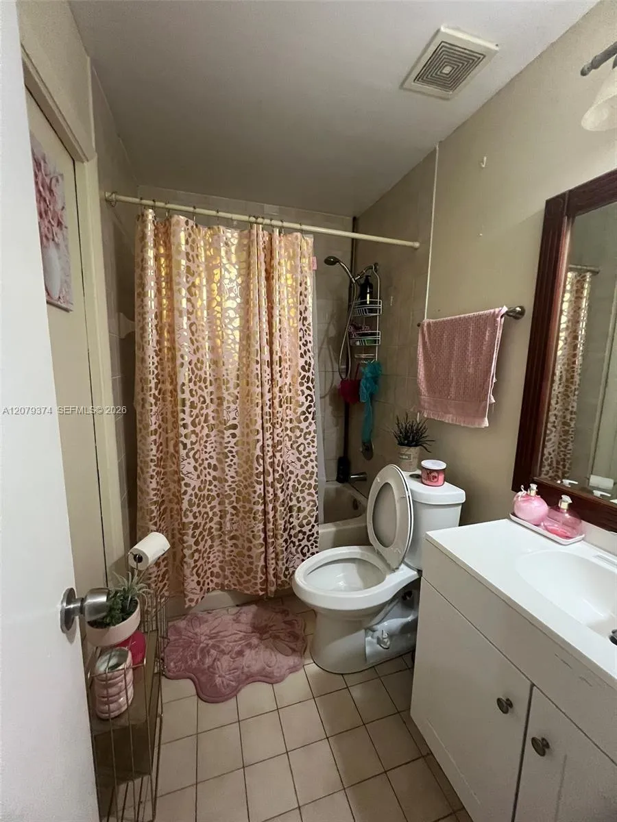 6028 SW 147th Pl Miami, FL 33193