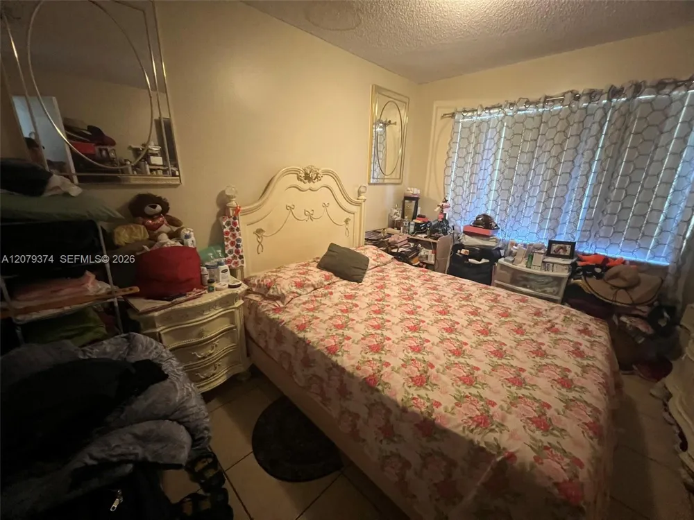 6028 SW 147th Pl Miami, FL 33193