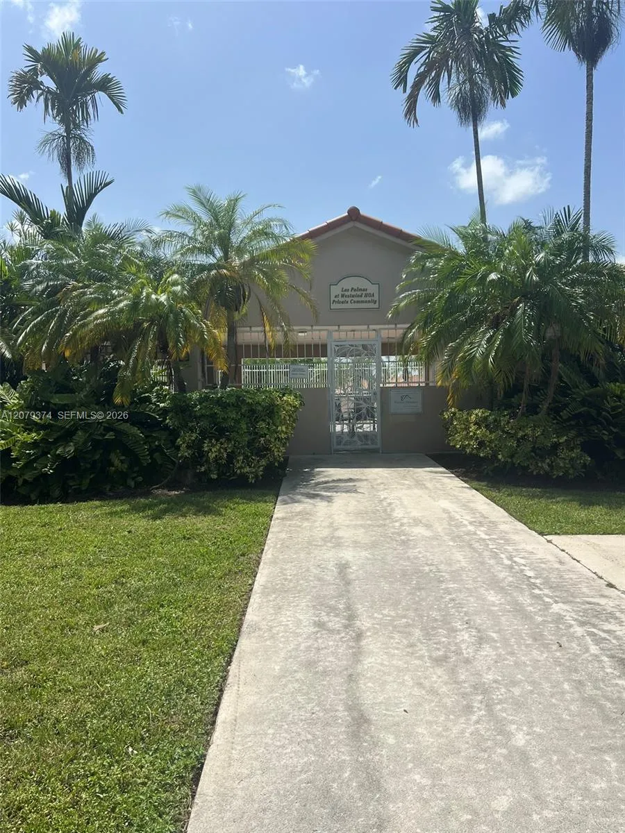 6028 SW 147th Pl Miami, FL 33193