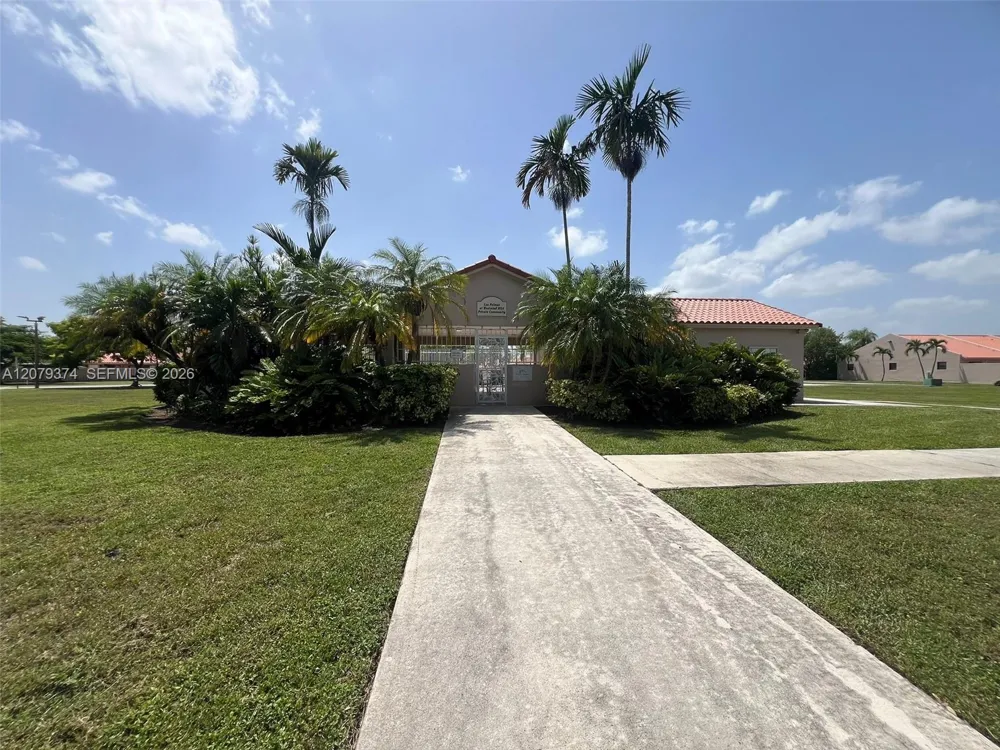 6028 SW 147th Pl Miami, FL 33193