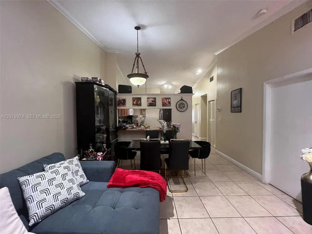 6028 SW 147th Pl Miami, FL 33193