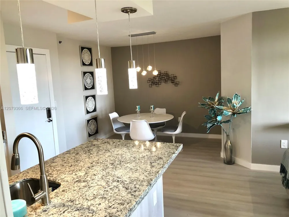 19999 E Country Club Dr #1405 Aventura, FL 33180
