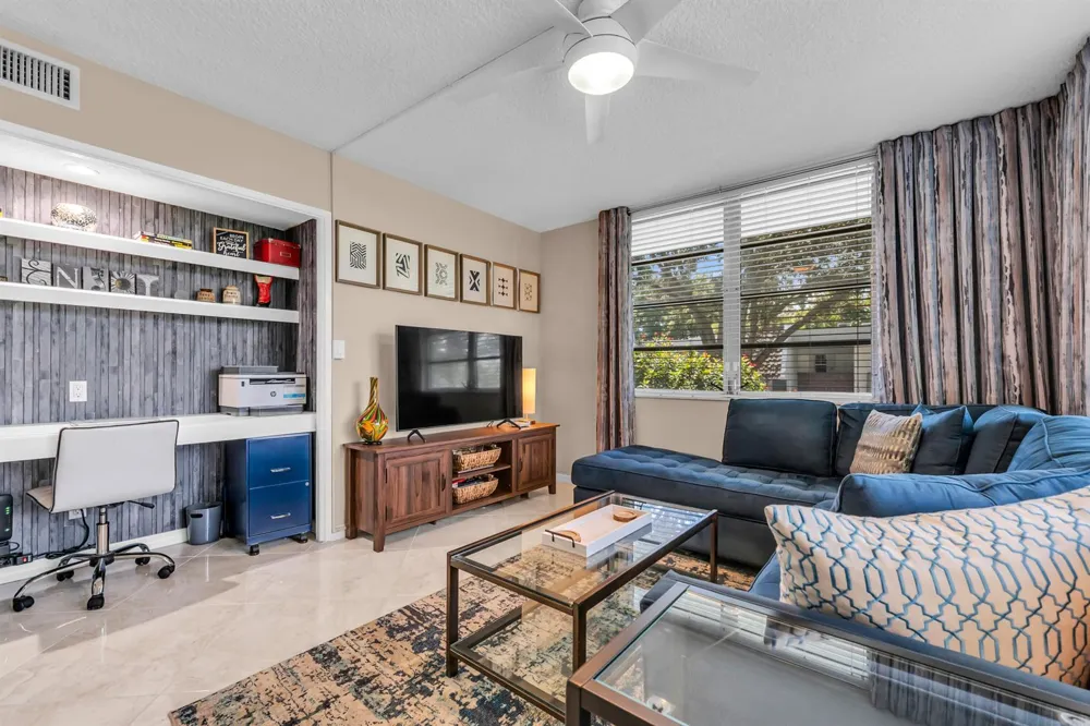 3201 COURSE LANE E #212 Pompano Beach, FL 33069