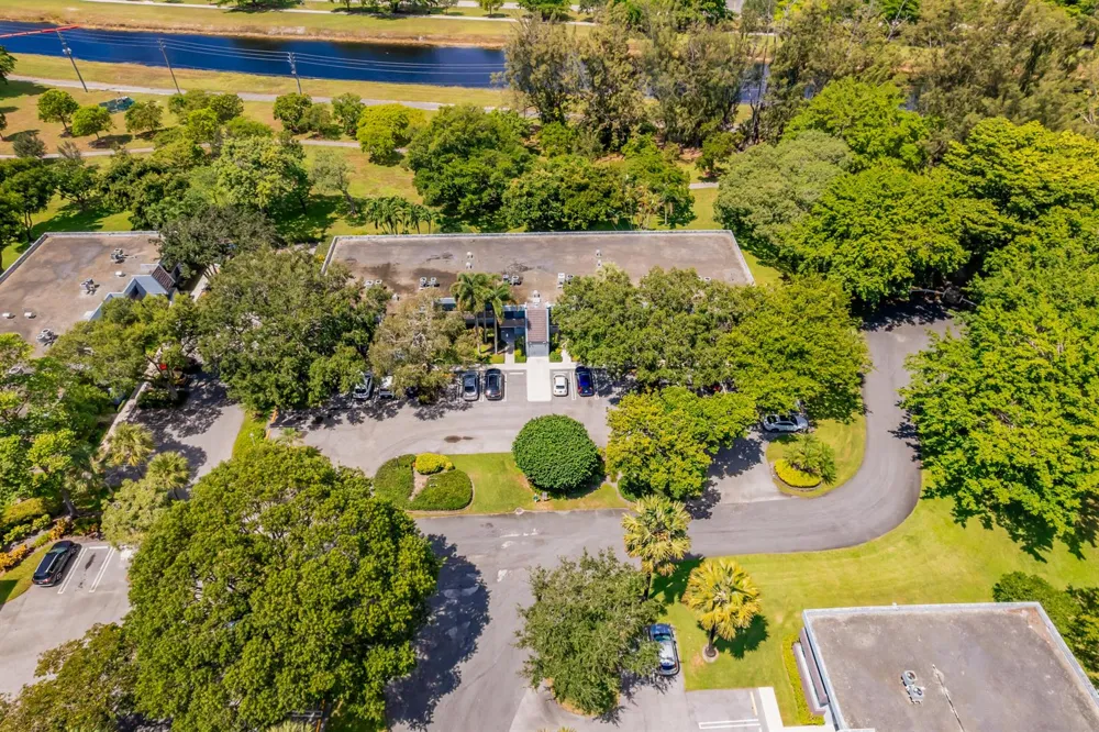 3201 COURSE LANE E #212 Pompano Beach, FL 33069