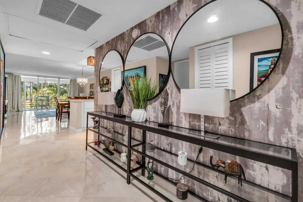 3201 COURSE LANE E #212 Pompano Beach, FL 33069