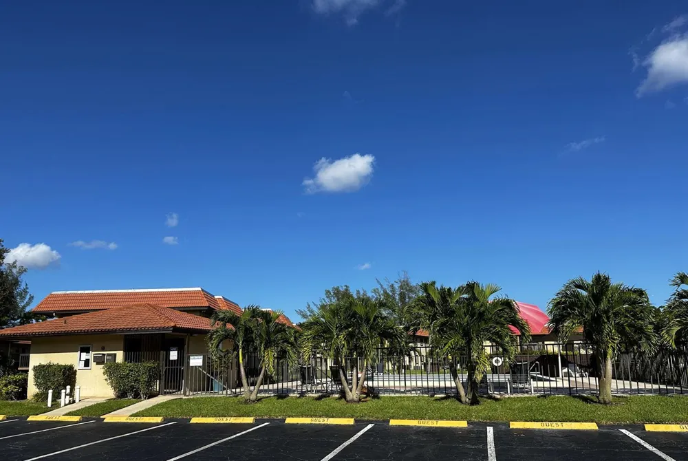 21904 Lake Forest Circle #106 Boca Raton, FL 33433