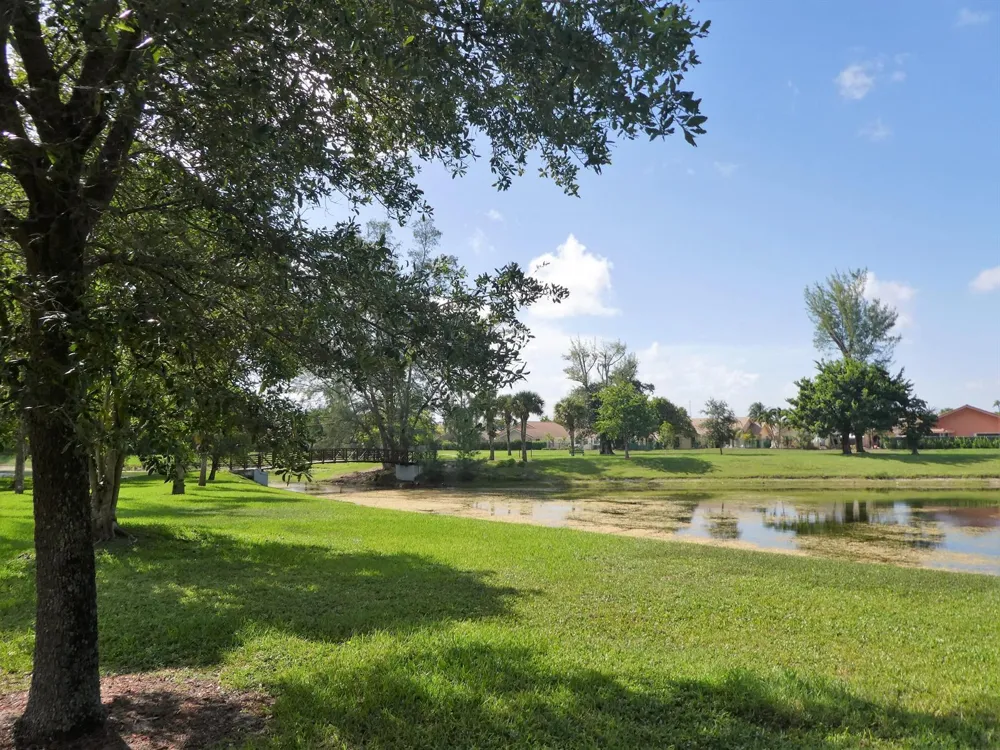 21904 Lake Forest Circle #106 Boca Raton, FL 33433