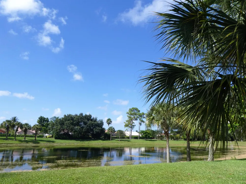 21904 Lake Forest Circle #106 Boca Raton, FL 33433