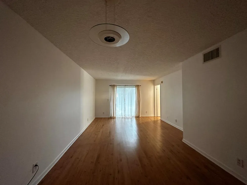 21904 Lake Forest Circle #106 Boca Raton, FL 33433