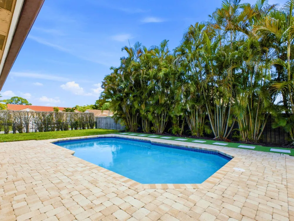 9340 Lake Serena Drive Boca Raton, FL 33496