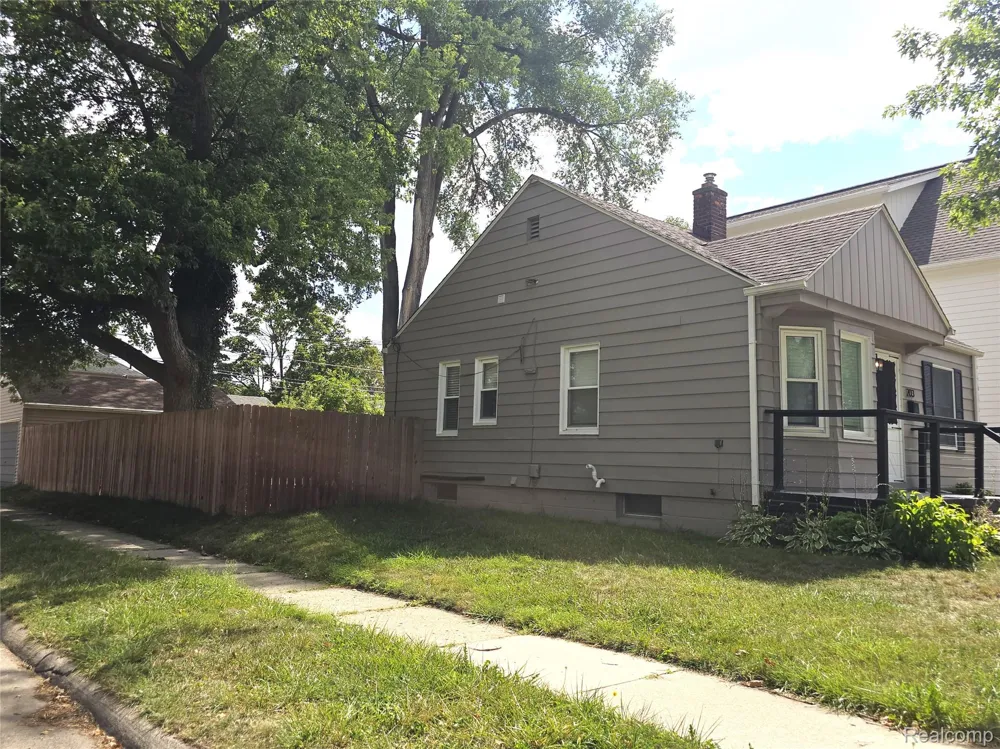 203 S Wilson Avenue Royal Oak City, MI 48067