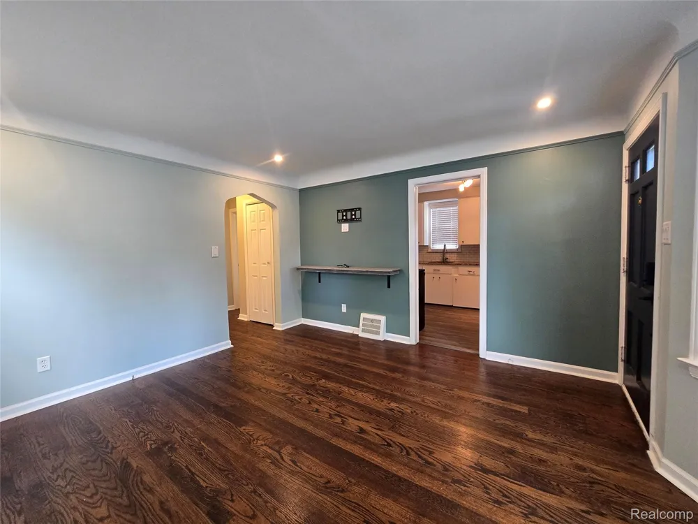 203 S Wilson Avenue Royal Oak City, MI 48067