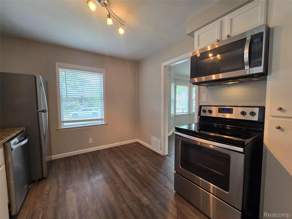 203 S Wilson Avenue Royal Oak City, MI 48067