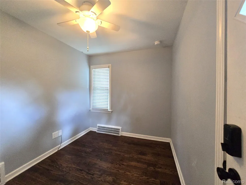 203 S Wilson Avenue Royal Oak City, MI 48067
