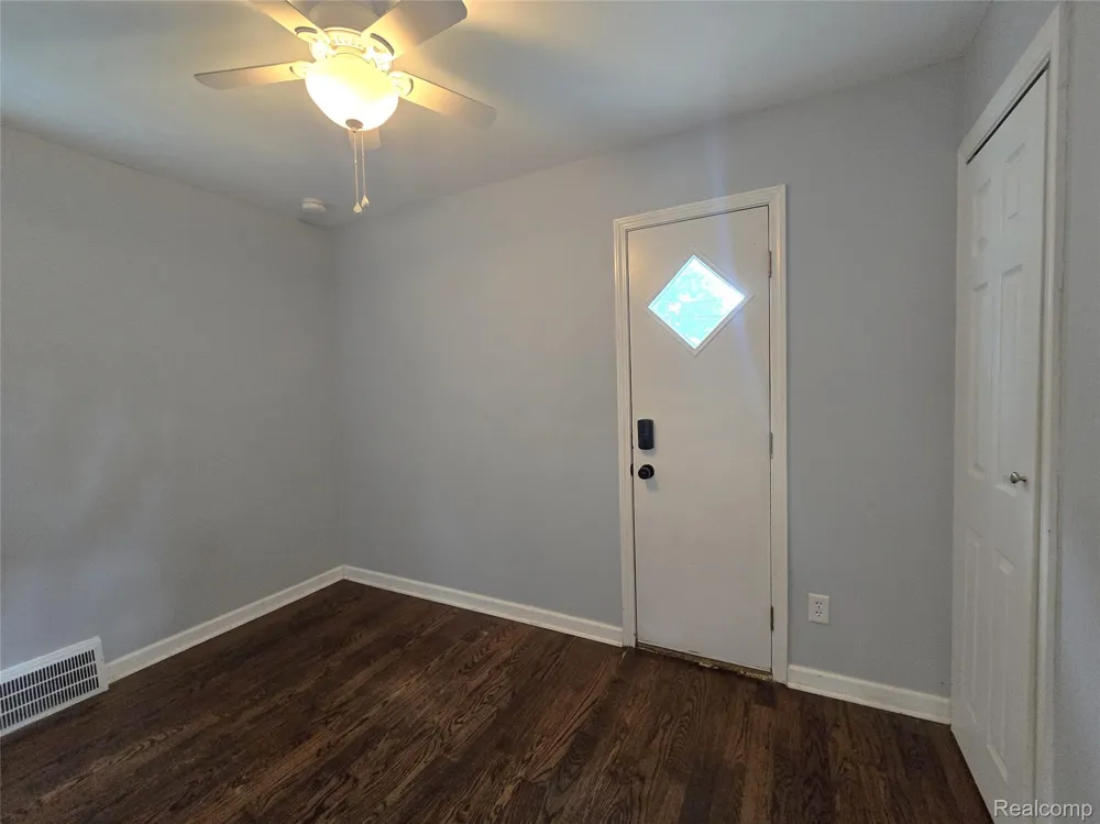 203 S Wilson Avenue Royal Oak City, MI 48067