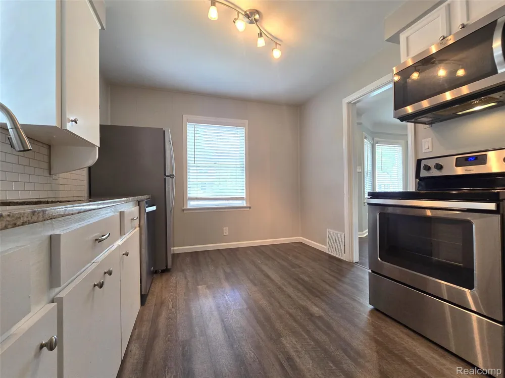 203 S Wilson Avenue Royal Oak City, MI 48067