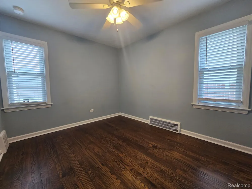 203 S Wilson Avenue Royal Oak City, MI 48067