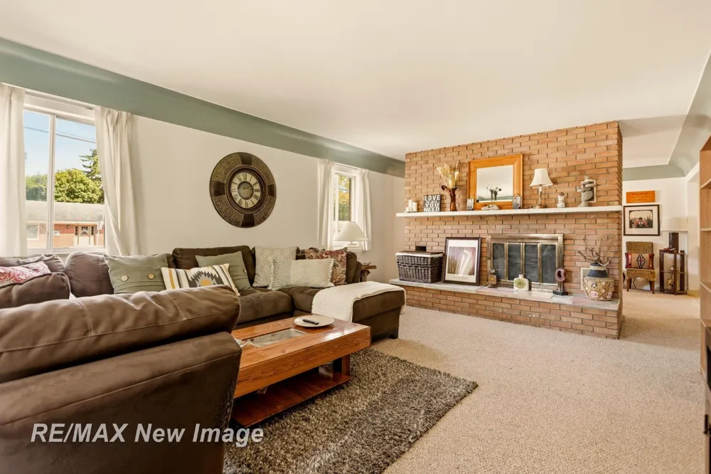 2720 Warwick Street Saginaw City, MI 48602