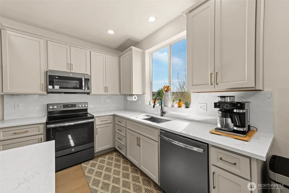 3401 Lanyard Drive NE Lacey, WA 98516