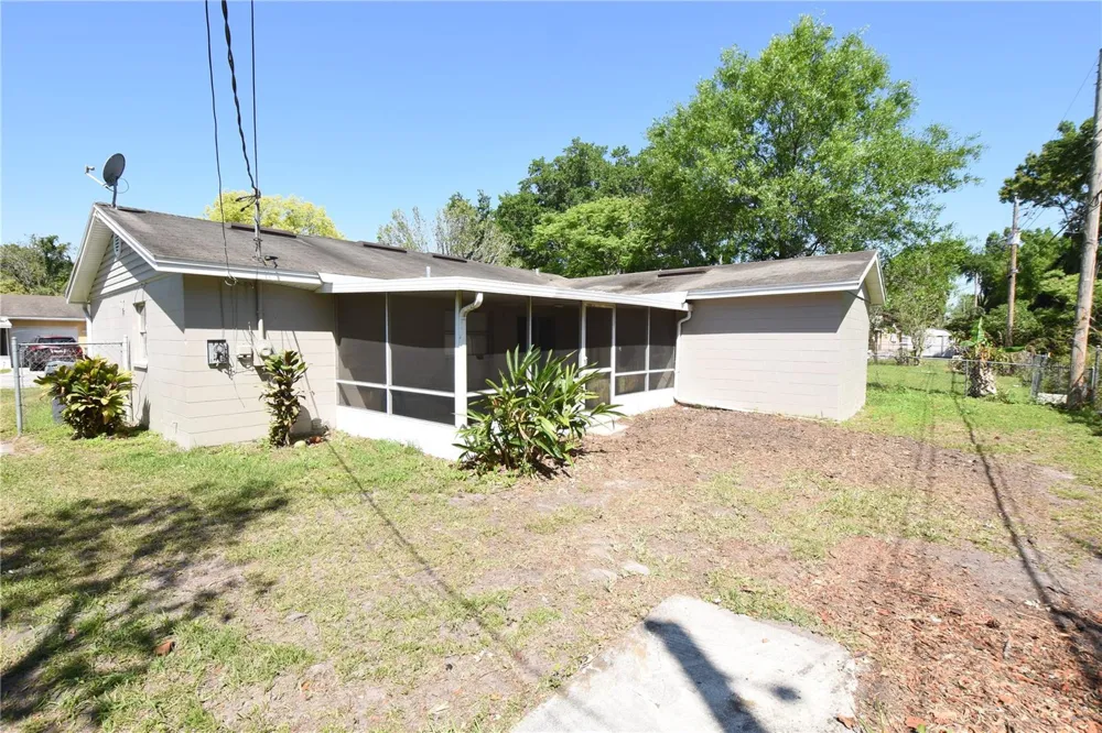 1224 WATERVIEW BOULEVARD E Lakeland, FL 33801