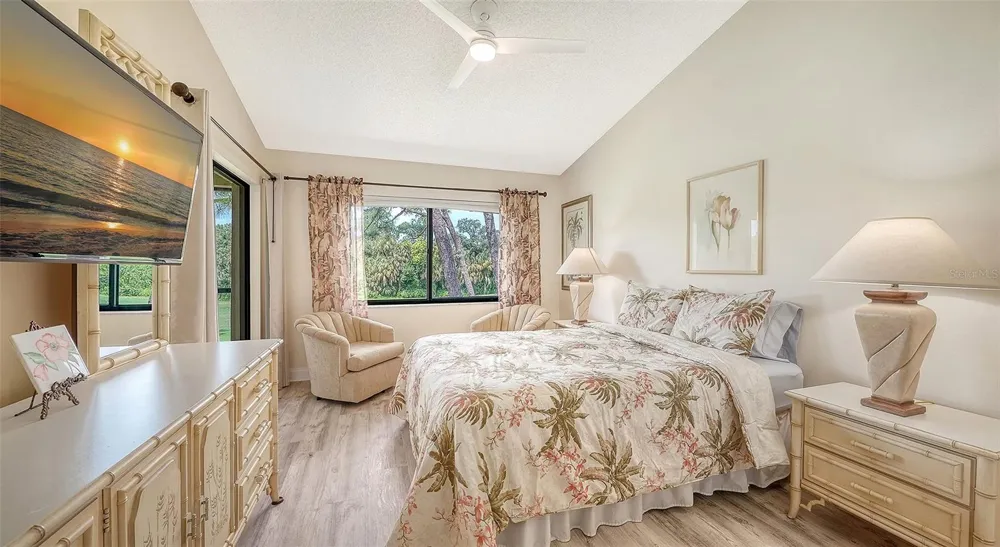 7584 EAGLE CREEK DRIVE #7584 Sarasota, FL 34243
