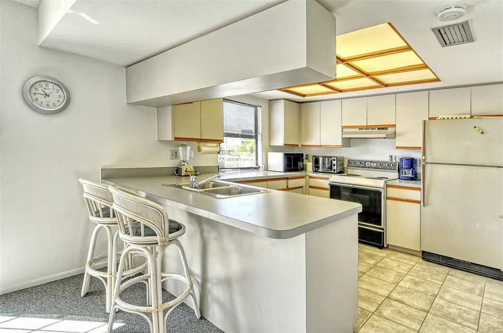 7584 EAGLE CREEK DRIVE #7584 Sarasota, FL 34243
