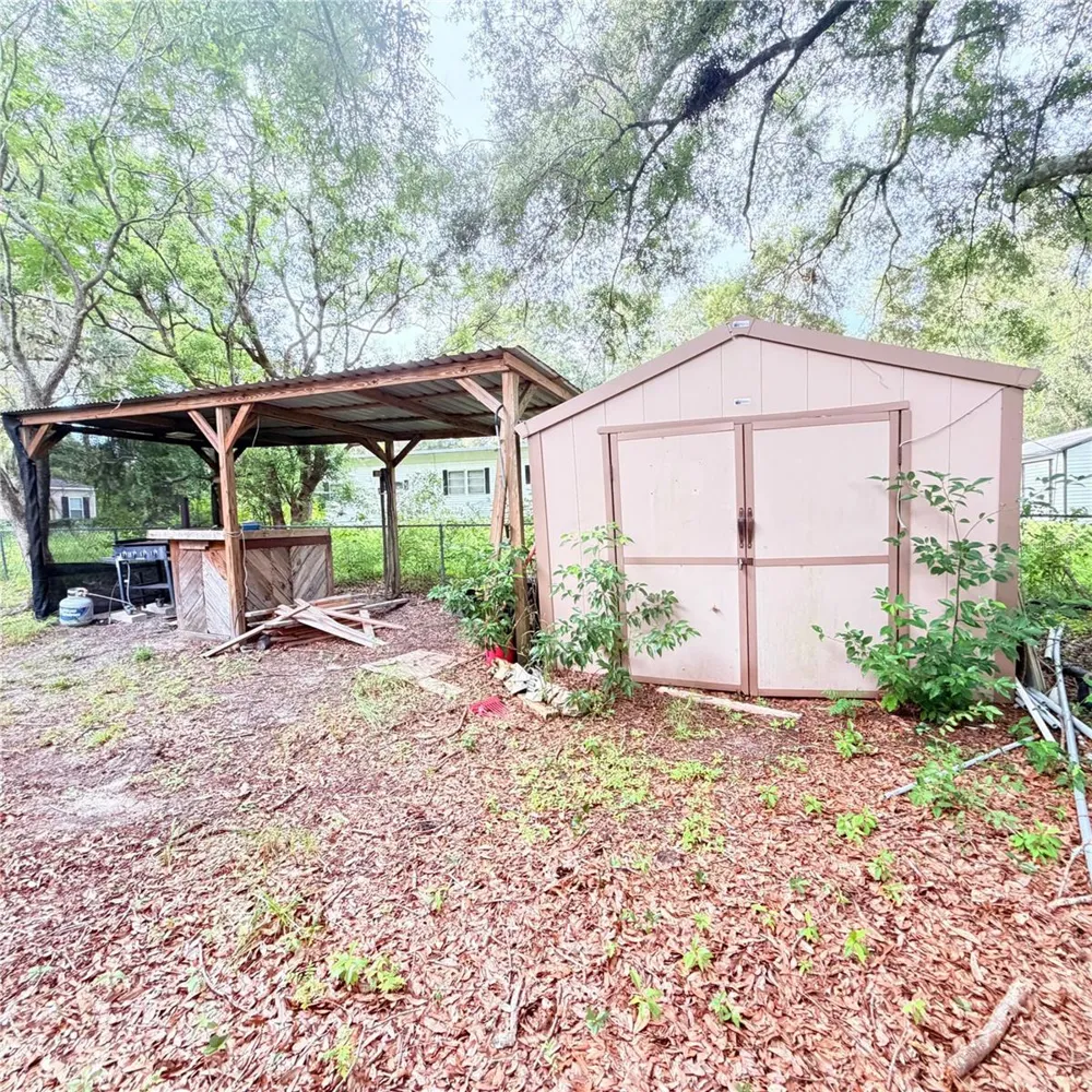 20315 GREENWING ROAD Altoona, FL 32702