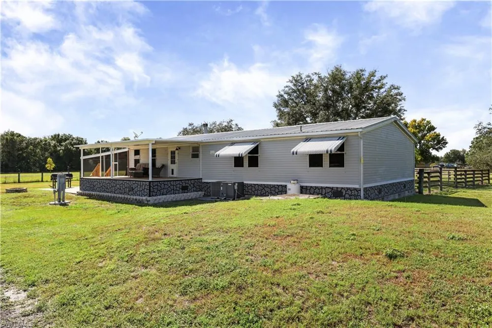 4480 Fort Simmons Avenue Labelle, FL 33935