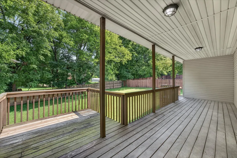 204 Cheshire Rd Clarksville, TN 37043