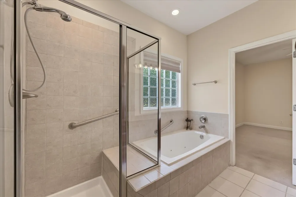 204 Cheshire Rd Clarksville, TN 37043