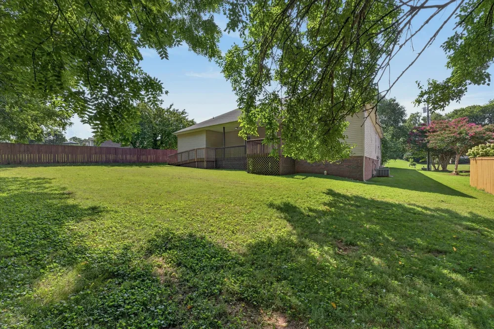 204 Cheshire Rd Clarksville, TN 37043