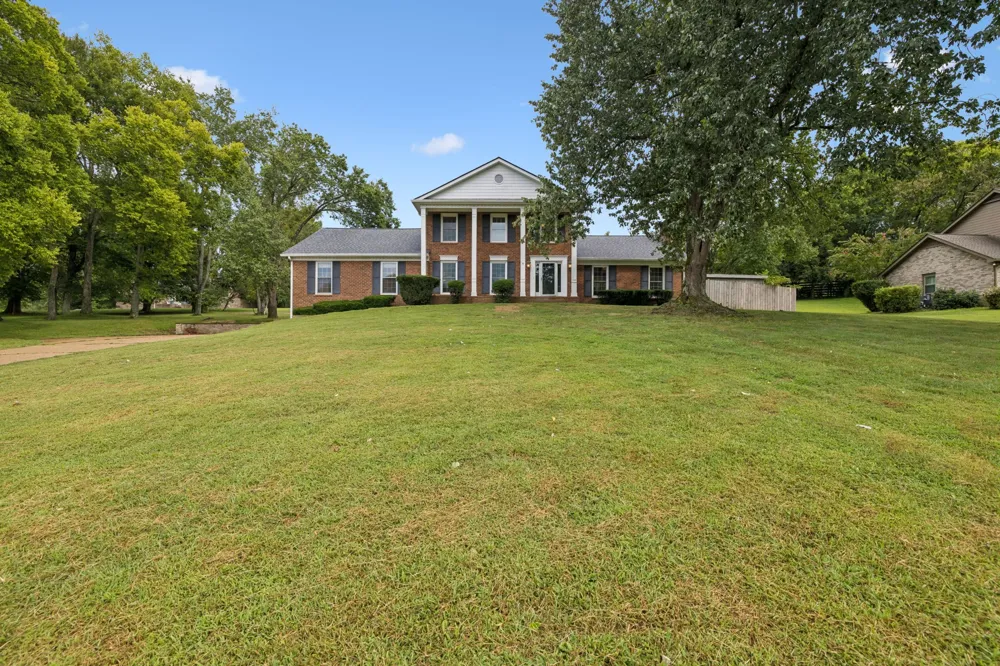 1005 Vista Cir Franklin, TN 37067