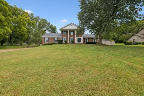 1005 Vista Cir