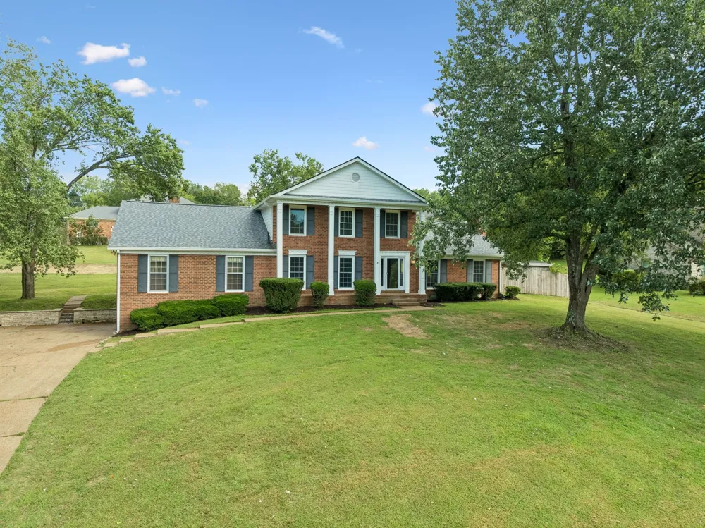 1005 Vista Cir Franklin, TN 37067