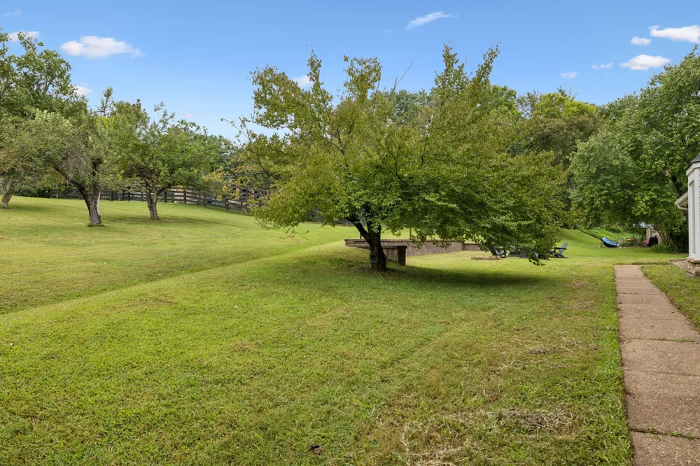 1005 Vista Cir Franklin, TN 37067