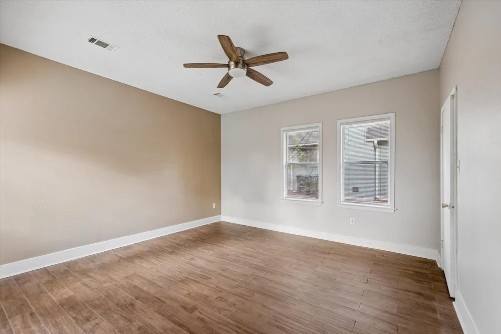 1621 KENDALE AVE Memphis, TN 38106