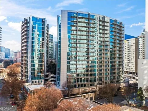 44 Peachtree PL NW