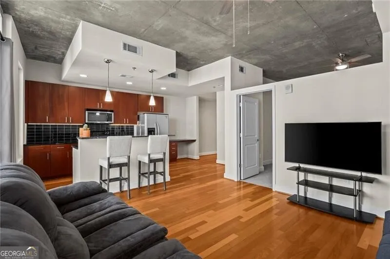 44 Peachtree PL NW Atlanta, GA 30309