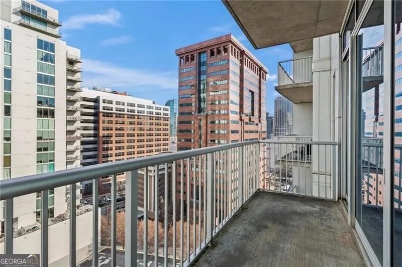 44 Peachtree PL NW Atlanta, GA 30309