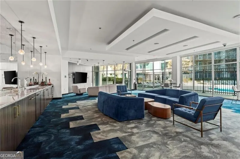 44 Peachtree PL NW Atlanta, GA 30309