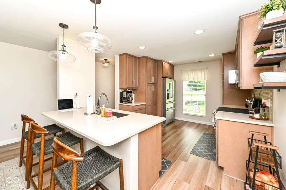 8360 Quillen Drive Avon, IN 46123