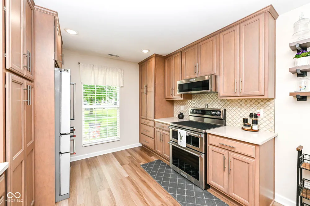8360 Quillen Drive Avon, IN 46123