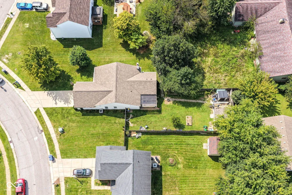 8360 Quillen Drive Avon, IN 46123