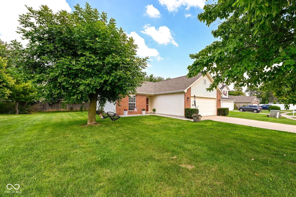 8360 Quillen Drive Avon, IN 46123