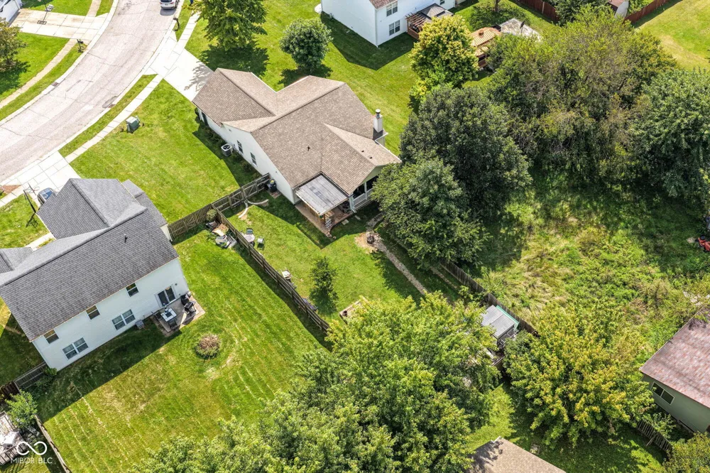 8360 Quillen Drive Avon, IN 46123
