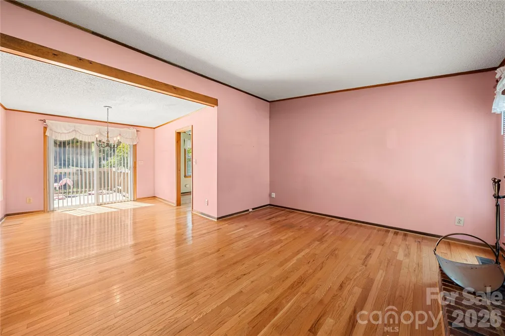 1810 Oak Hollow Road Gastonia, NC 28054