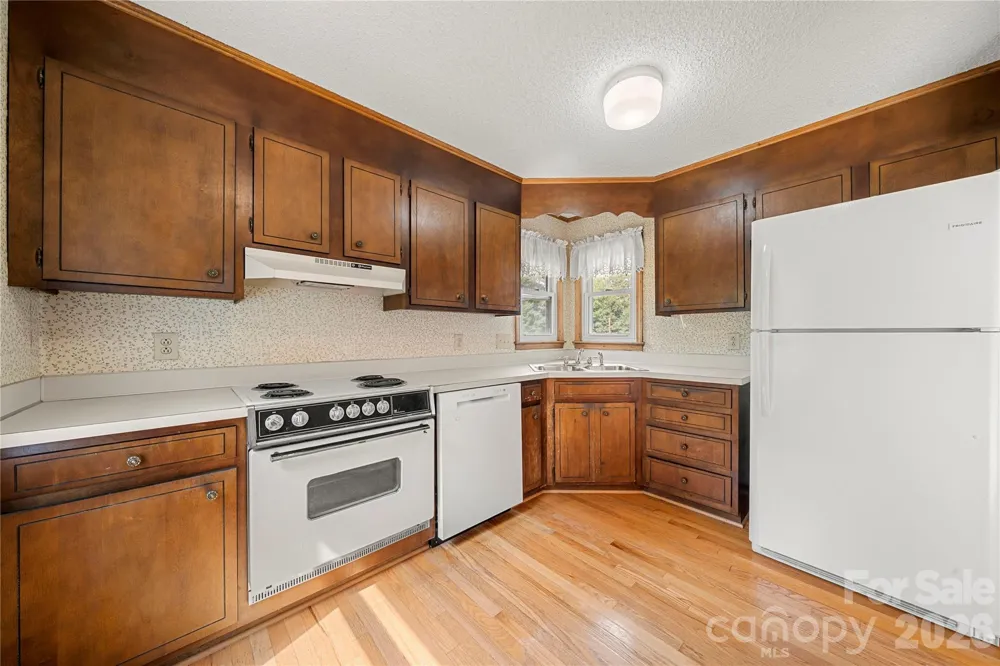 1810 Oak Hollow Road Gastonia, NC 28054