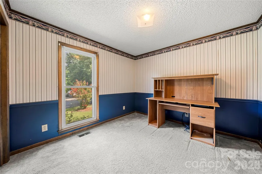 1810 Oak Hollow Road Gastonia, NC 28054